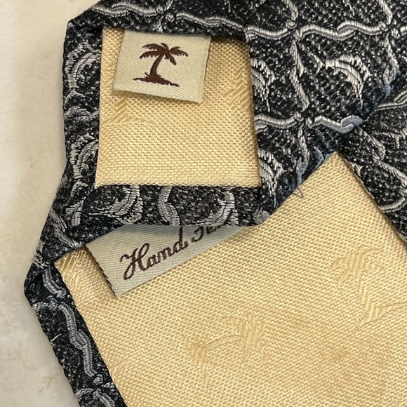 Tommy Bahama Hand Sewn Pure Silk Tie Blue Nautical Fish Frenzy Sailfish Necktie - Picture 8 of 9